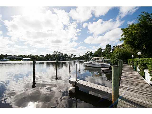 974 Northwest Spruce Ridge Drive, Unit 2 Stuart, FL 34994 - Photo 1 of 25 Gallery Image 1