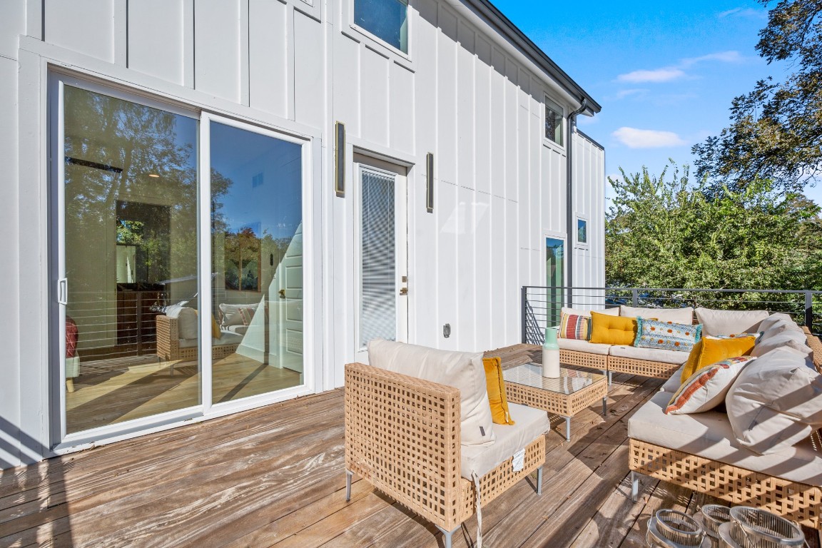 2902 Gonzales Street, Unit 2 Austin, TX 78702 - Photo 18 of 32 Deck featuring an outdoor living space
