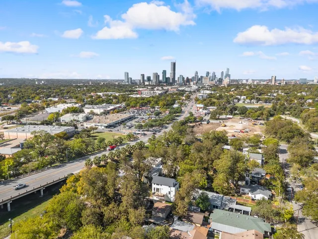 $750,000 | 2902 Gonzales Street, Unit 2, Austin, TX 78702
