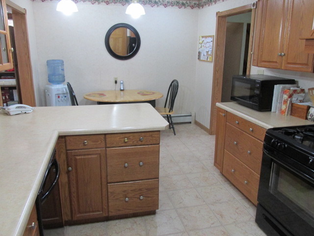 1617 Sharon Road Streator, IL 61364 - Photo 9 of 21