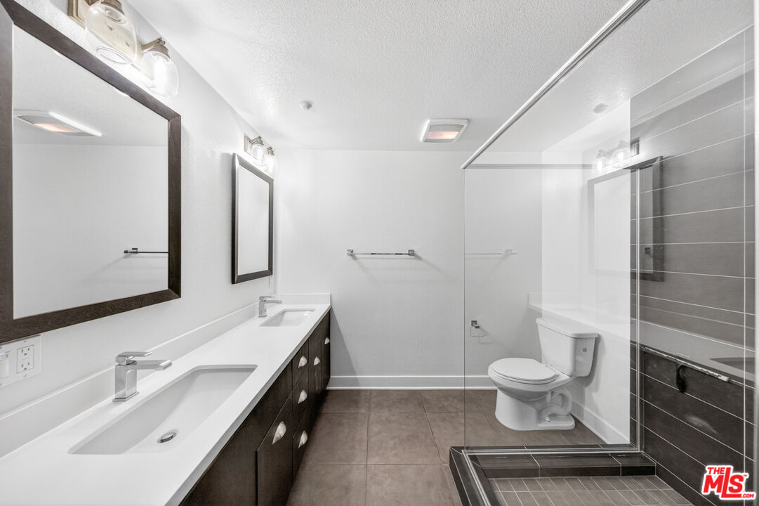 2980 Ripple Place, Unit 206 Los Angeles, CA 90039 - Photo 16 of 46