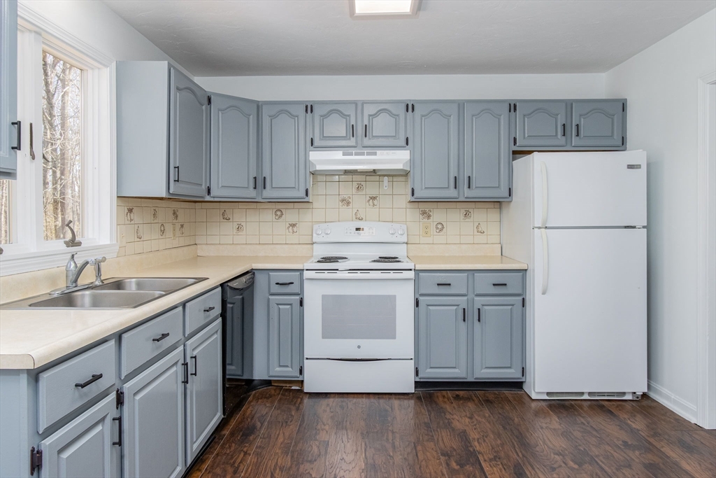 106 Knower Road Westminster, MA 01473 - Photo 15 of 34