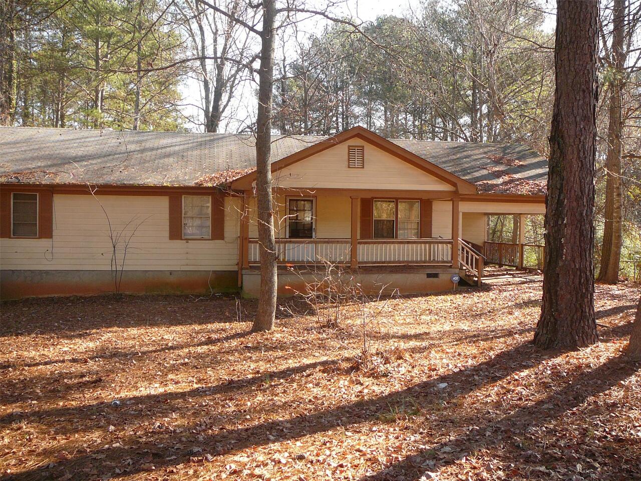 1844 McLain Lane, Unit 10 Decatur, GA 30035 - Photo 1 of 1