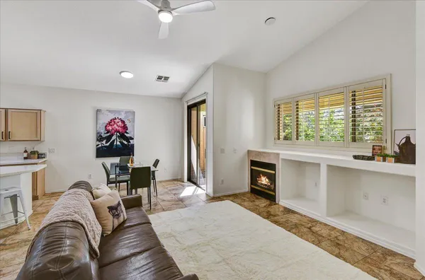 $2,195 | 3247 East Maldonado Drive, Phoenix, AZ 85042