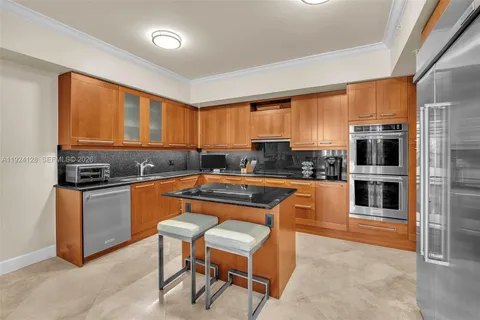 $1,395,000 | 333 Las Olas Way, Unit 1705, Fort Lauderdale, FL 33301