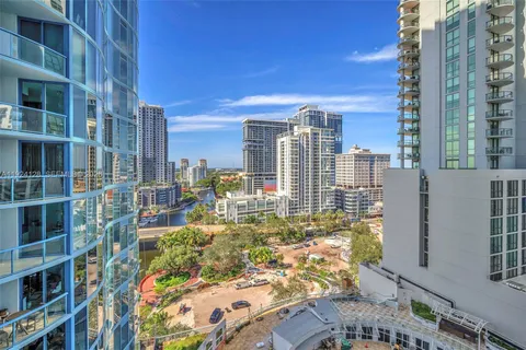 $1,395,000 | 333 Las Olas Way, Unit 1705, Fort Lauderdale, FL 33301