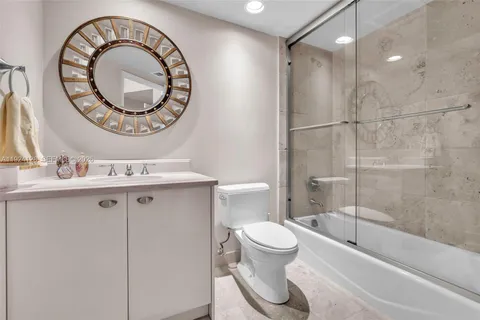 $1,395,000 | 333 Las Olas Way, Unit 1705, Fort Lauderdale, FL 33301