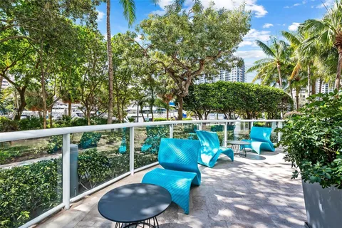 $1,395,000 | 333 Las Olas Way, Unit 1705, Fort Lauderdale, FL 33301