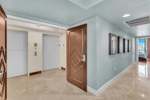 $1,395,000 | 333 Las Olas Way, Unit 1705, Fort Lauderdale, FL 33301