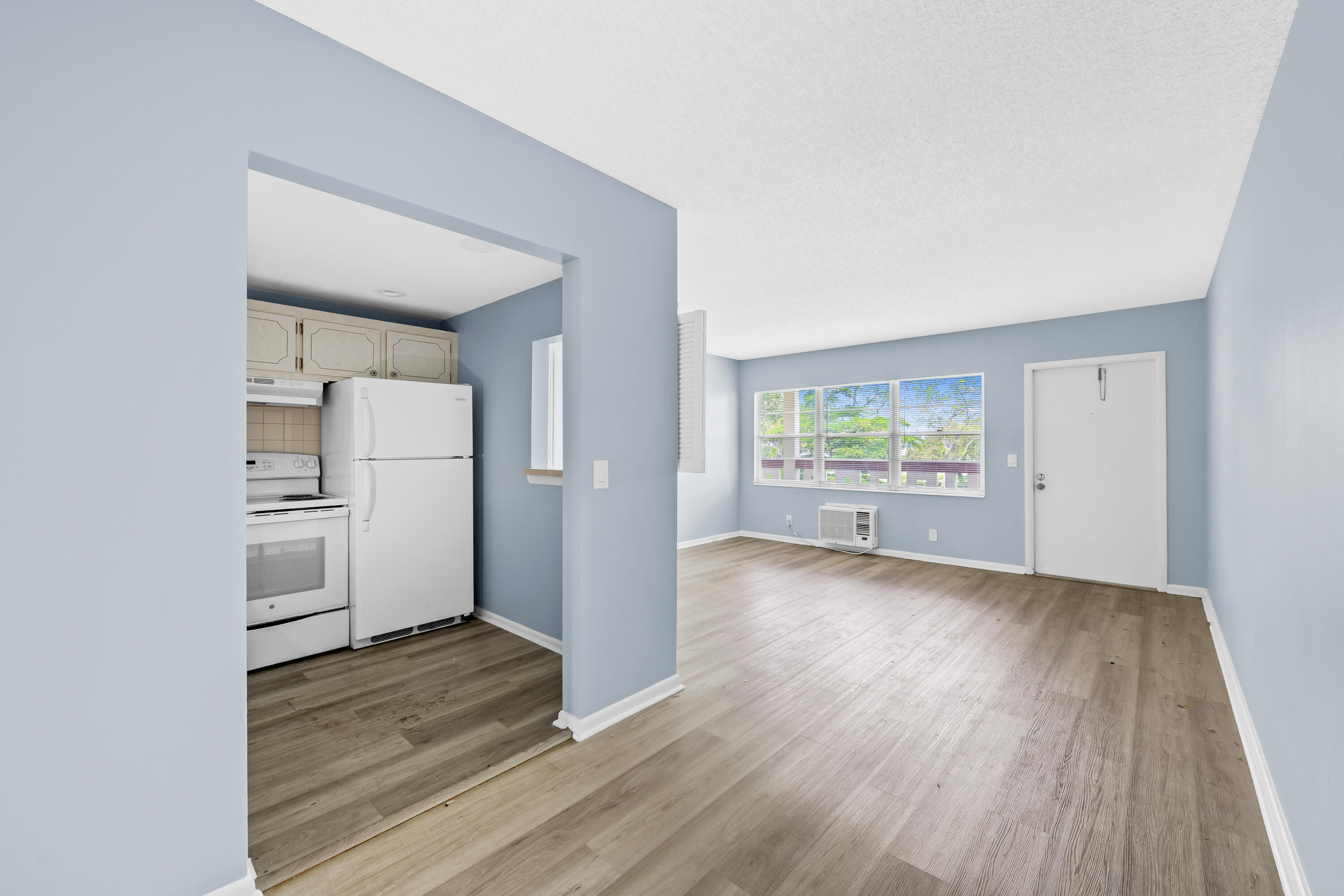 148 Preston Way, Unit 148 Boca Raton, FL 33434 - Photo 9 of 17 DSC_0750