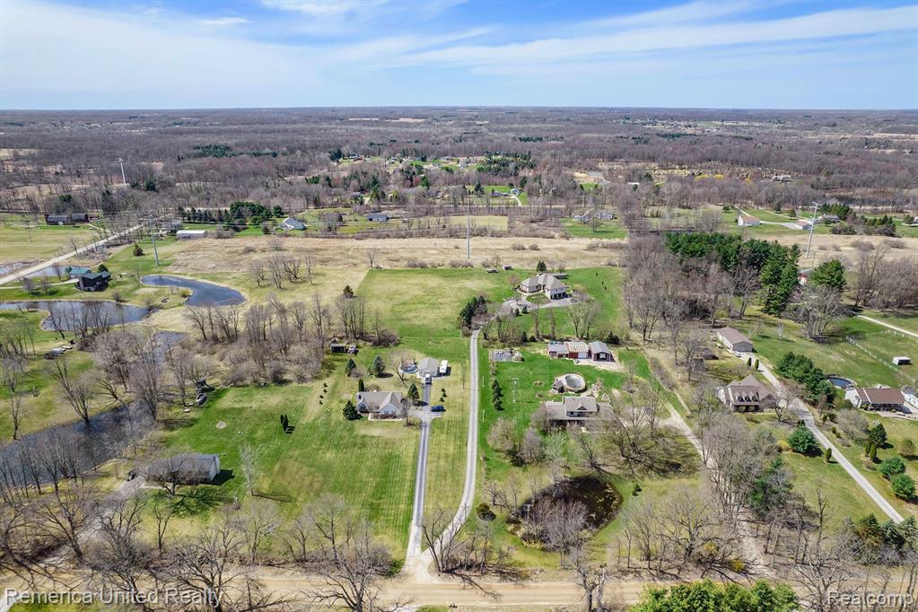 3344 Pingree Road Howell, MI 48843 - Photo 41 of 44