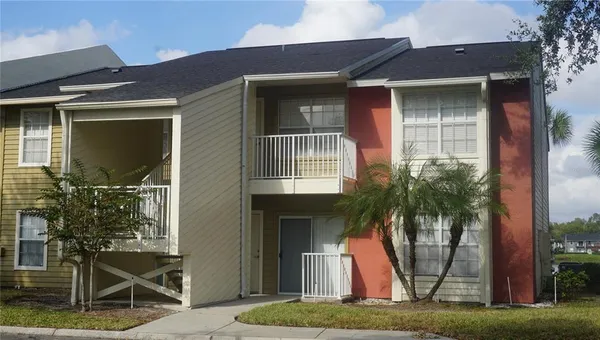 $1,300 | 220 Lake Parsons Green, Unit 206, Brandon, FL 33511