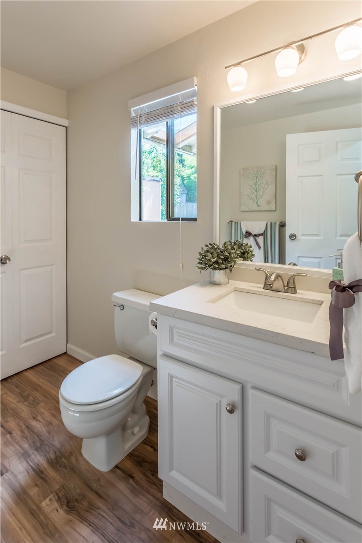 18654 110th Place Southeast Renton, WA 98055 - Photo 12 of 24