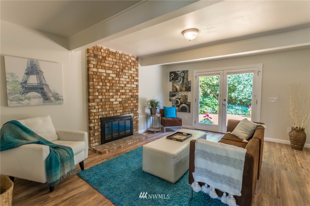18654 110th Place Southeast Renton, WA 98055 - Photo 9 of 24