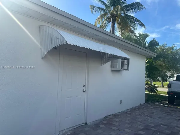 $1,000 | Whispering Pines Estates, Cutler Bay, FL 33157