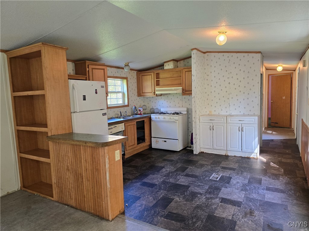 11762 Hayes Road Camden, NY 13316 - Photo 8 of 19