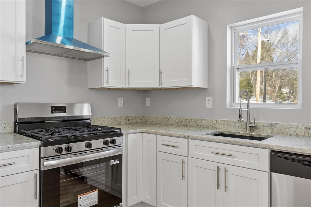 26 Pratt Road Fitchburg, MA 01420 - Photo 12 of 42