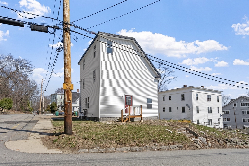 26 Pratt Road Fitchburg, MA 01420 - Photo 2 of 42