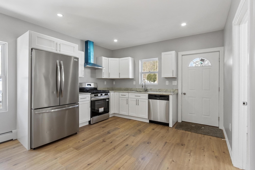 26 Pratt Road Fitchburg, MA 01420 - Photo 4 of 42