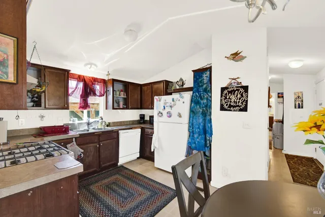 $150,000 | 8 Deck Drive, Suisun City, CA 94585