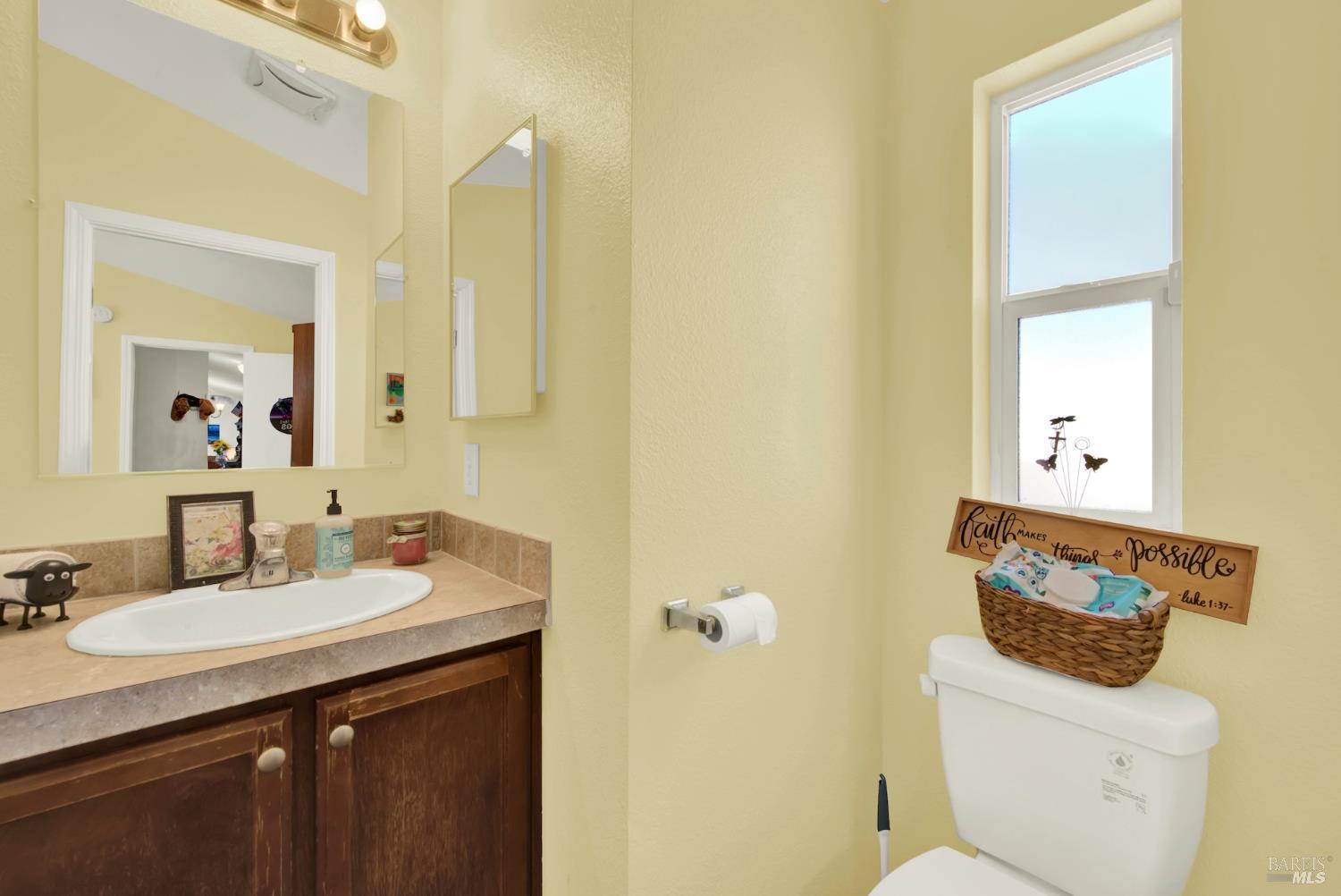 8 Deck Drive Suisun City, CA 94585 - Photo 22 of 38