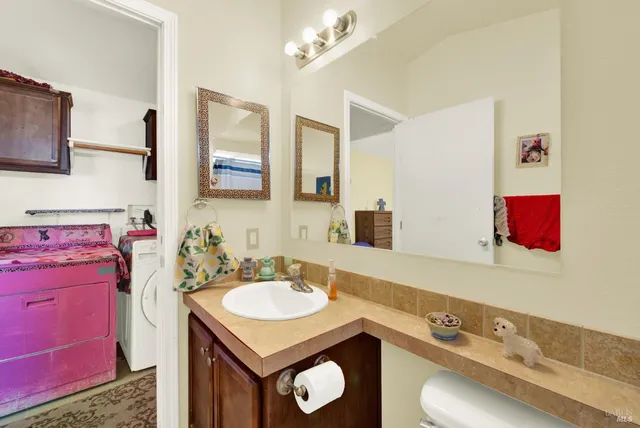 $150,000 | 8 Deck Drive, Suisun City, CA 94585