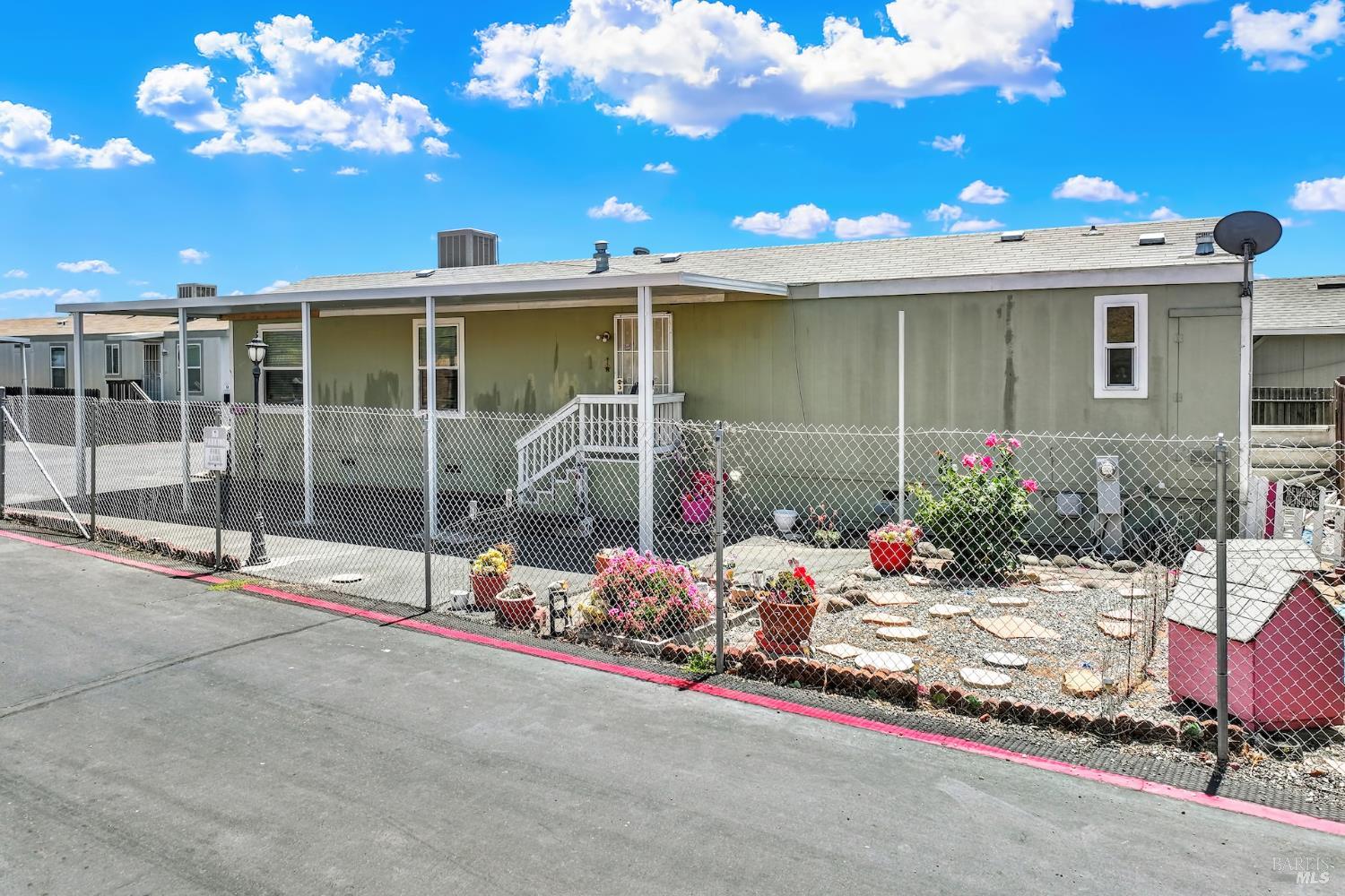 8 Deck Drive Suisun City, CA 94585 - Photo 30 of 38