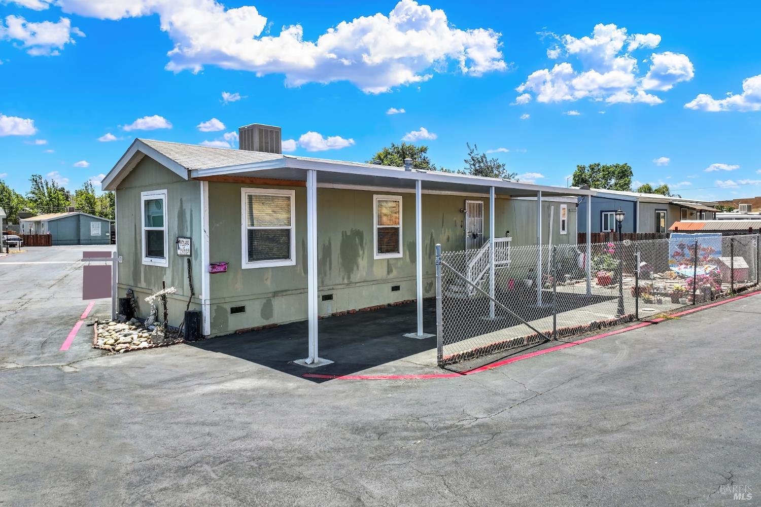 8 Deck Drive Suisun City, CA 94585 - Photo 32 of 38