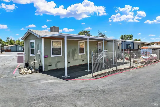 $150,000 | 8 Deck Drive, Suisun City, CA 94585