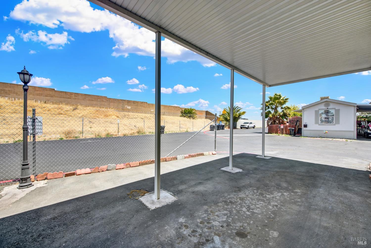 8 Deck Drive Suisun City, CA 94585 - Photo 36 of 38