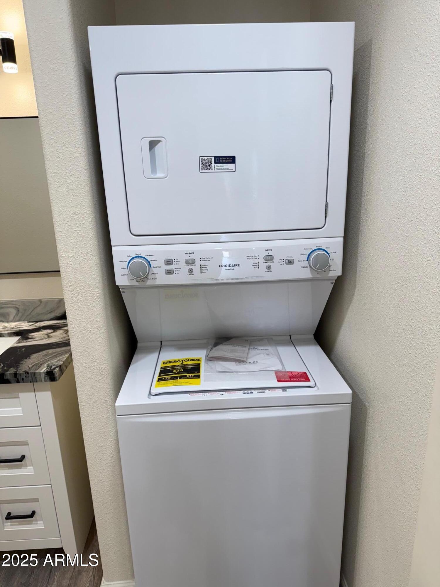 217 West Estate Lane Payson, AZ 85541 - Photo 7 of 8 a utility room with dryer and washer