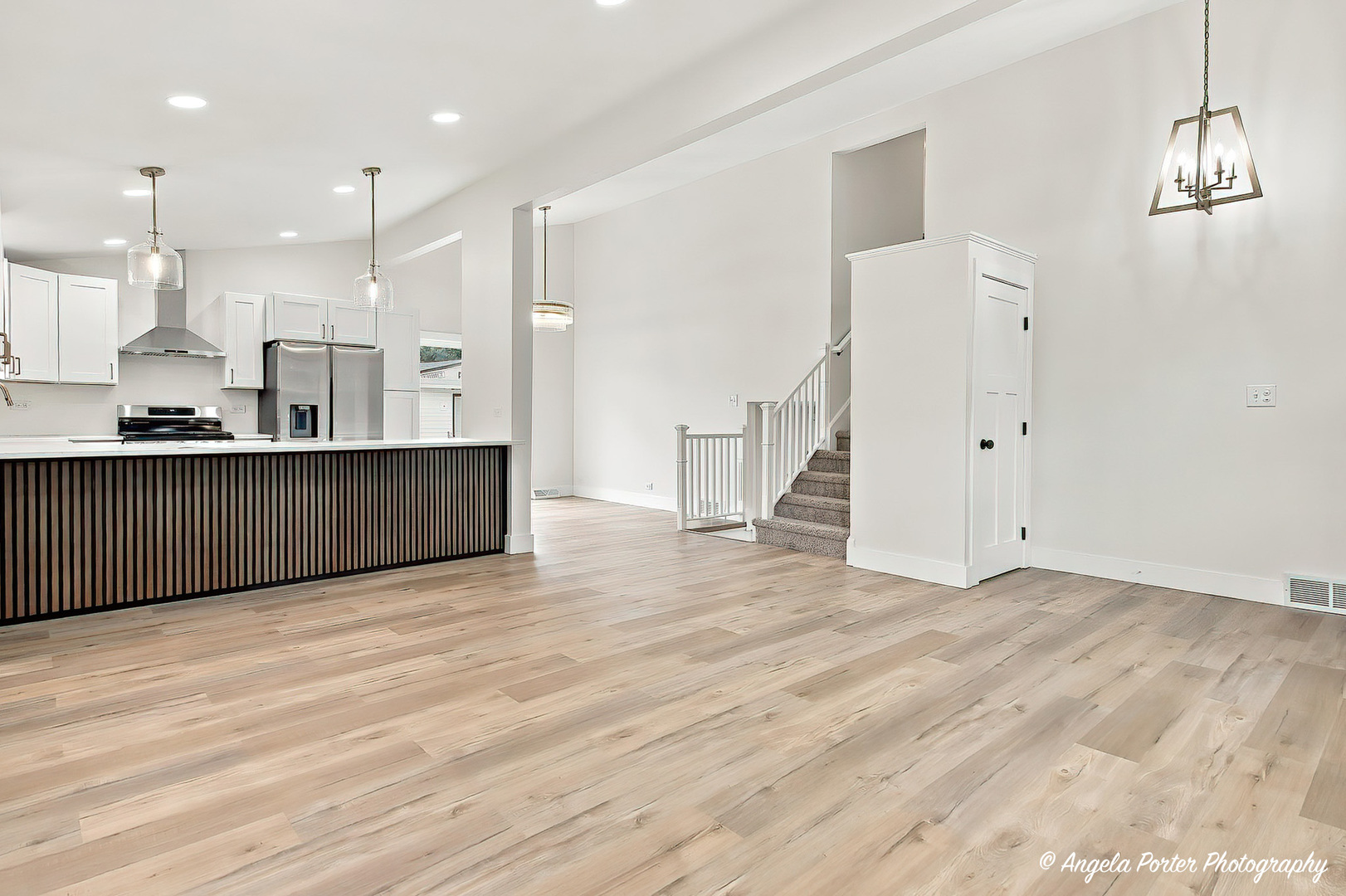 2929 Central Road Glenview, IL 60025 - Photo 4 of 31 Gallery Image 4