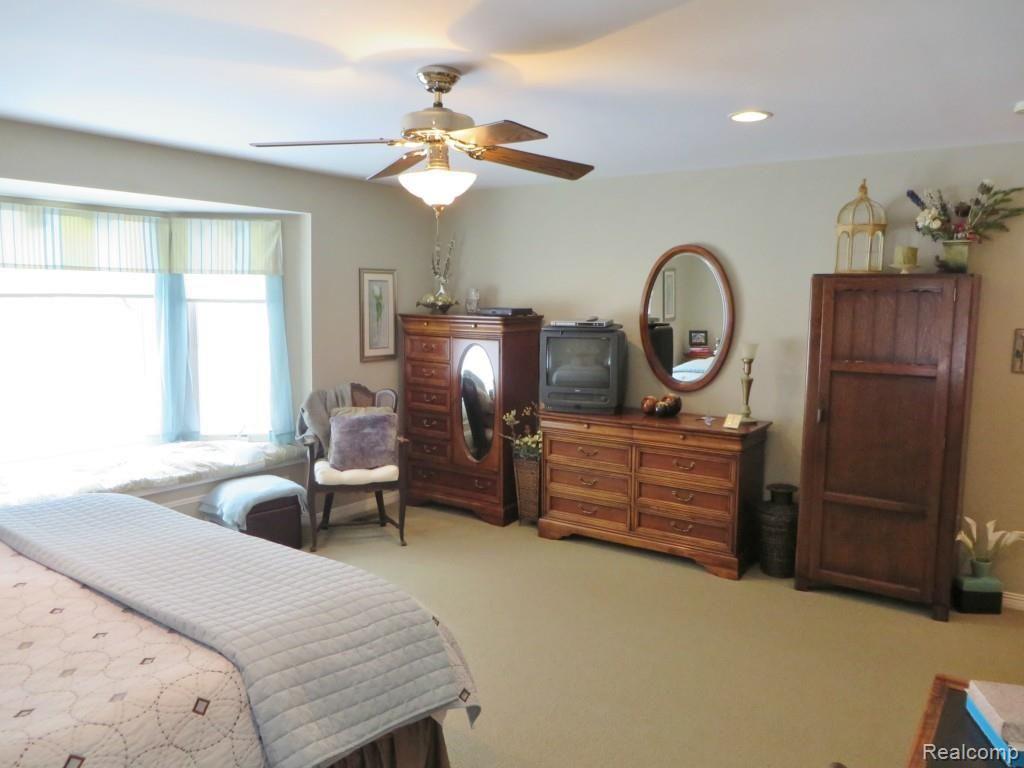 2599 Clark Road Lapeer, MI 48446 - Photo 17 of 36 IMG_3417.jpg