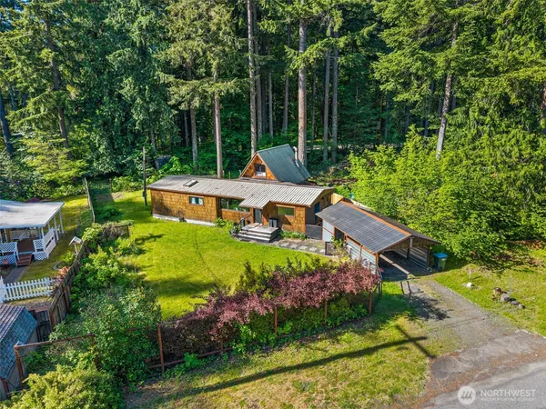 $415,000 | 109 Mt Rainier Drive, Packwood, WA 98361