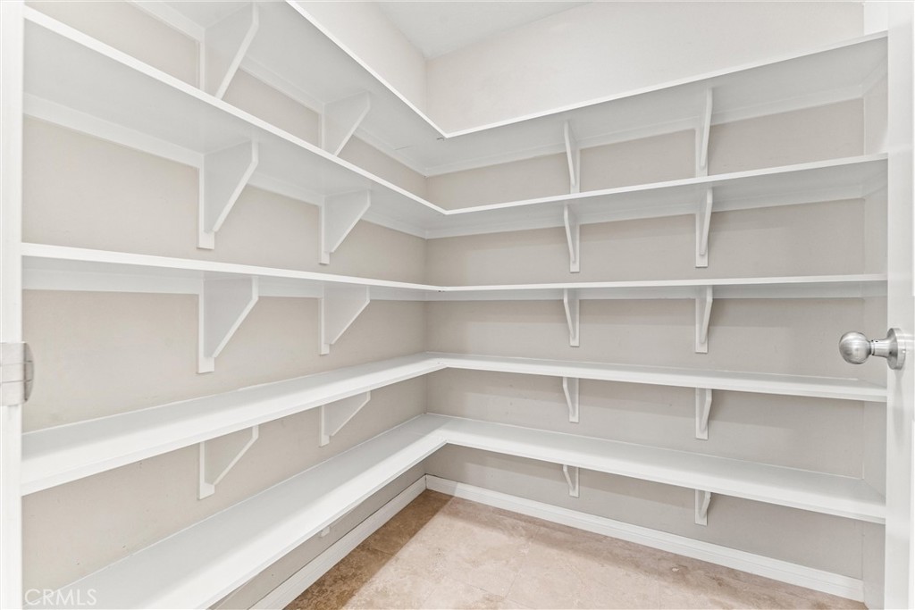 37 Peony Irvine, CA 92618 - Photo 13 of 56 A walk-in pantry.