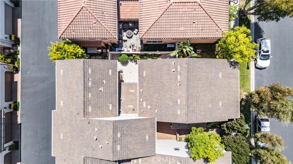 37 Peony Irvine, CA 92618 - Photo 43 of 56 Only one wall attached, mostly in the garage.