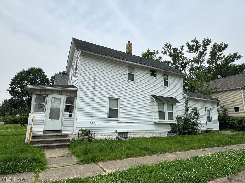 674-676 Carlysle Street Akron, OH 44310 - Photo 19 of 20