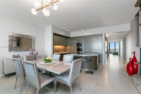 $4,990,000 | 18975 Collins Avenue, Unit 3402, Sunny Isles Beach, FL 33160