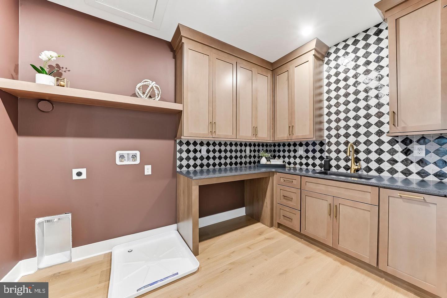 989 Sills Mill Road Kennett Square, PA 19348 - Photo 50 of 52 Laundry Room Upstairs