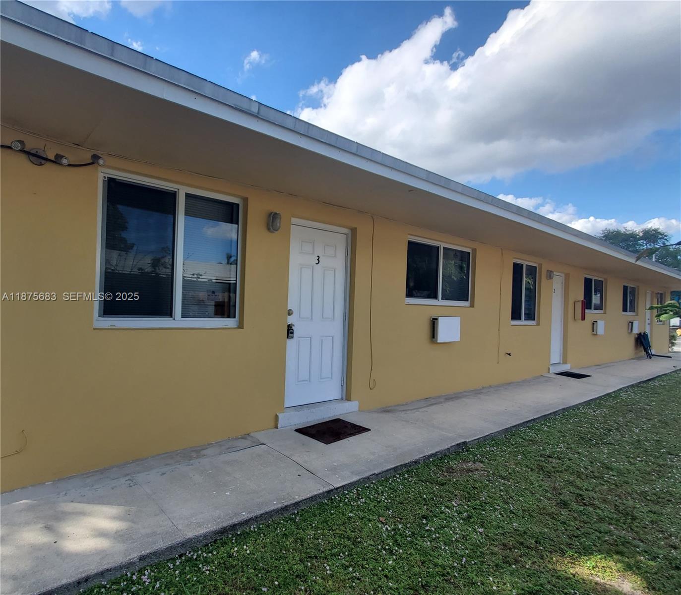 26 Southeast 3rd Terrace, Unit 2 Dania Beach, FL 33004 - Photo 17 of 19