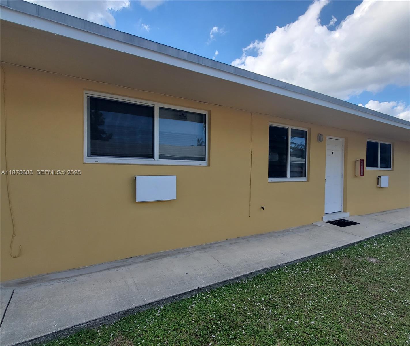 26 Southeast 3rd Terrace, Unit 2 Dania Beach, FL 33004 - Photo 18 of 19