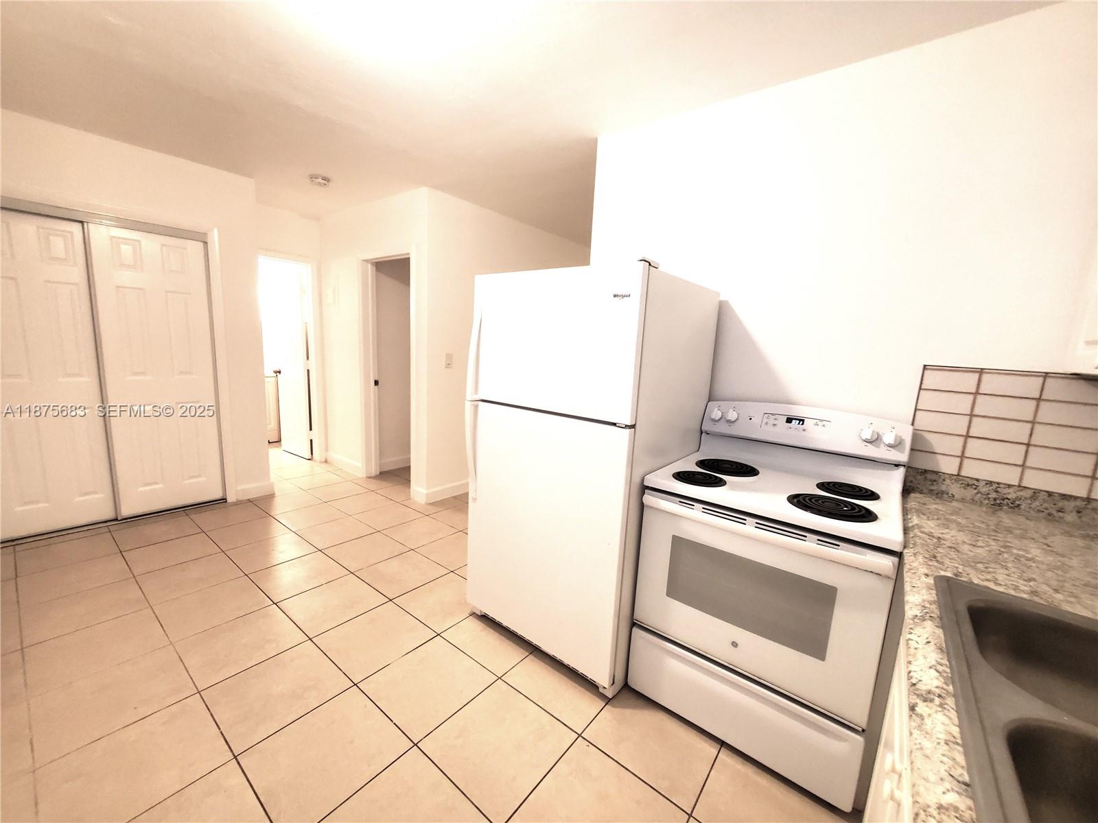 26 Southeast 3rd Terrace, Unit 2 Dania Beach, FL 33004 - Photo 8 of 19