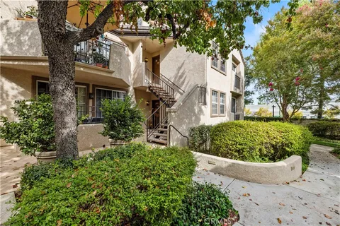 $524,900 | 24125 Del Monte Dr., Unit 156, Valencia, CA 91355