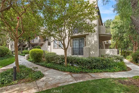 $524,900 | 24125 Del Monte Dr., Unit 156, Valencia, CA 91355