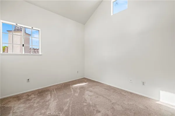 $524,900 | 24125 Del Monte Dr., Unit 156, Valencia, CA 91355