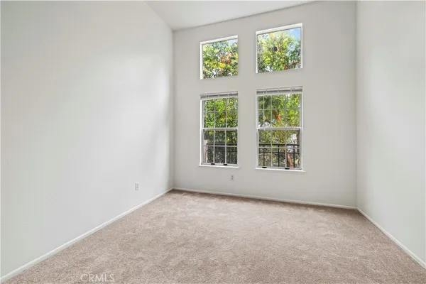 $524,900 | 24125 Del Monte Dr., Unit 156, Valencia, CA 91355