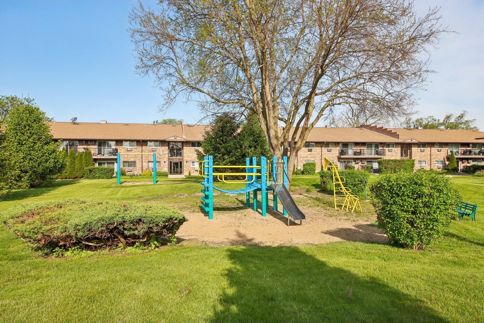 800 East Old Willow Road, Unit 208 Prospect Heights, IL 60070 - Photo 20 of 27