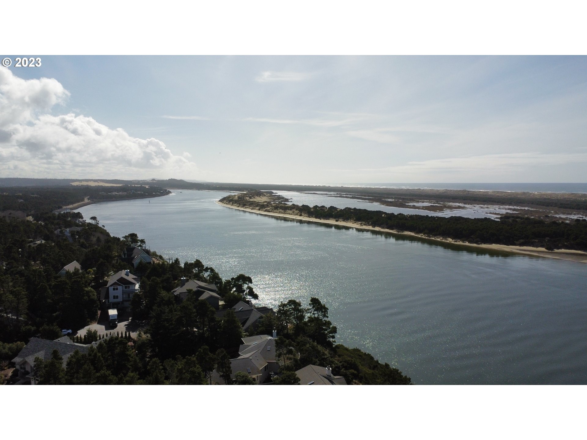 26 Coast Guard Road Florence, OR 97439 - Photo 16 of 39