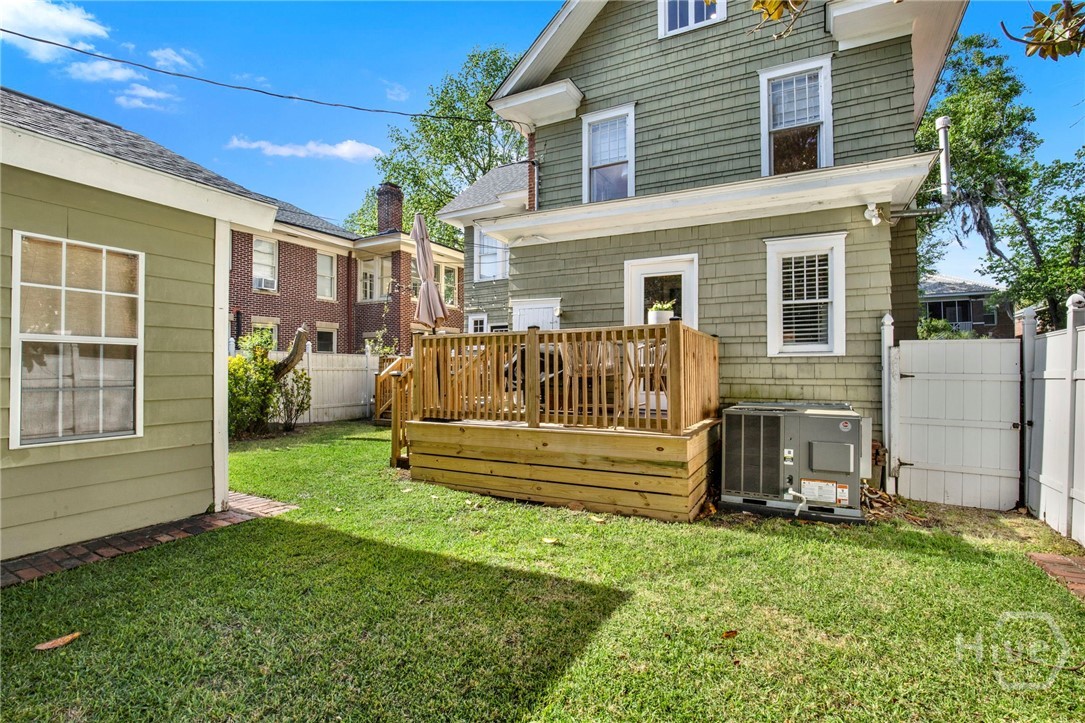 208 East 48th Street Savannah, GA 31405 - Photo 50 of 50 View from the backyard.