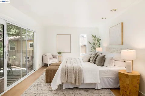 $749,000 | 6558 Lucas Avenue, Unit 202, Oakland, CA 94611